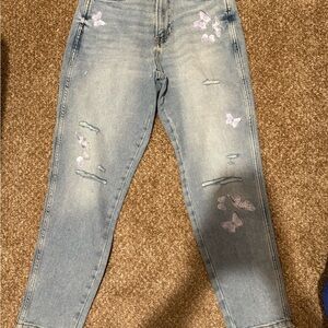 Arizona Jean Company Light Blue Jeans with Butterfly Details